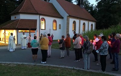 Lichterprozession am Fatima-Tag