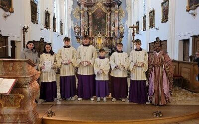 Pfarrei Vilseck verabschiedet langjährige Ministranten